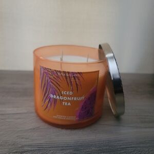 Bath & Body Works ICED DRAGONFRUIT TEA Scented Candle